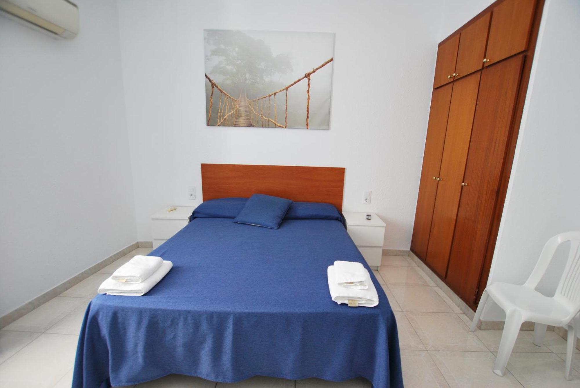 Hotel Tres Leones Vilassar De Mar Extérieur photo