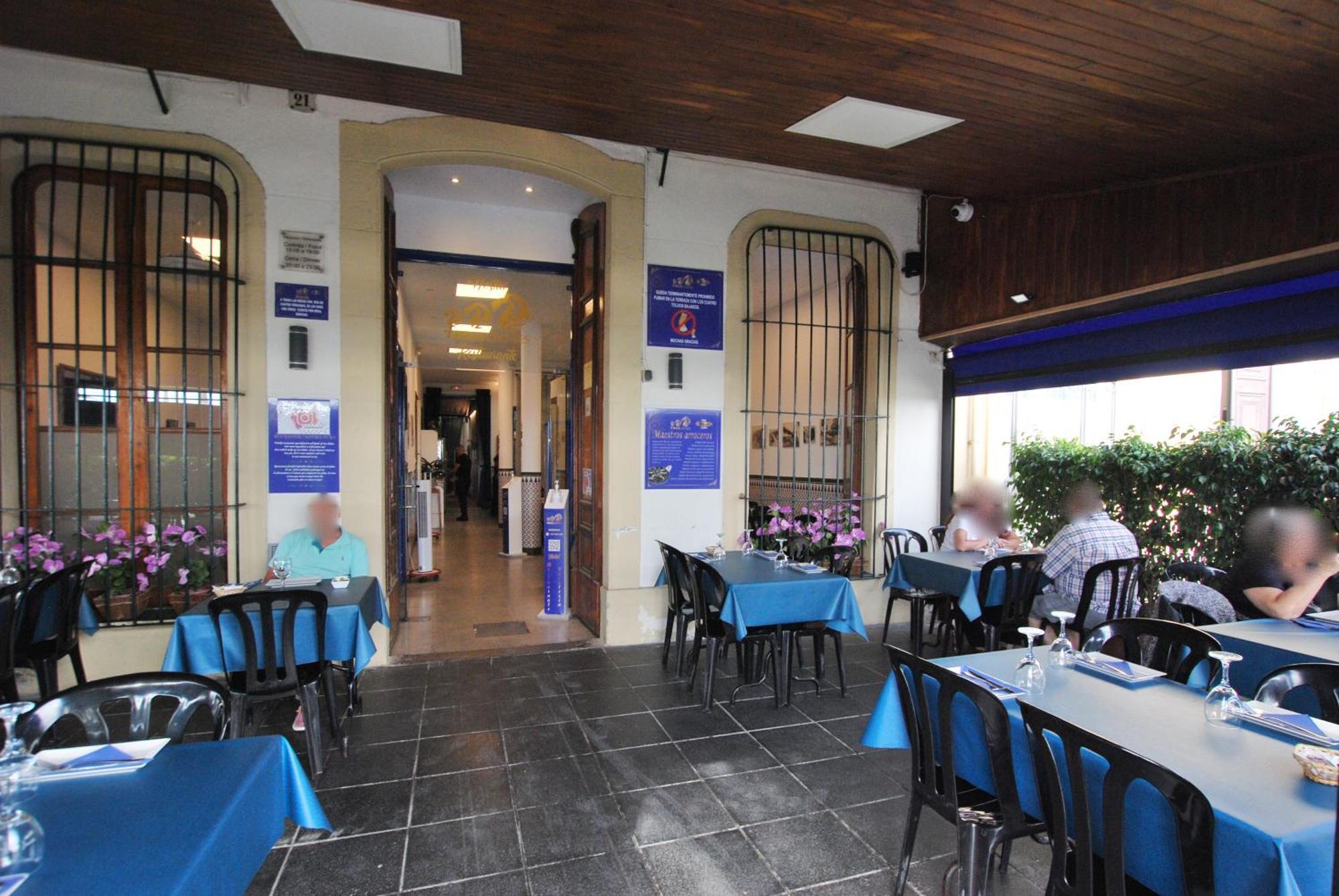Hotel Tres Leones Vilassar De Mar Extérieur photo